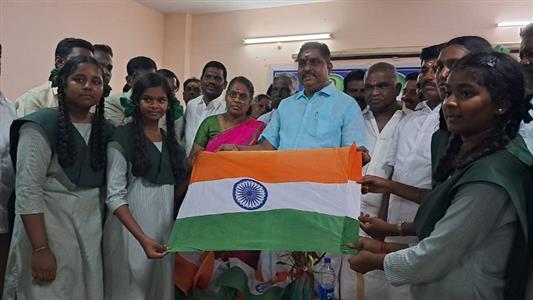 Distribution of flags to Govt Schools by Hon’ble Minister for Education, Government of Puducherry